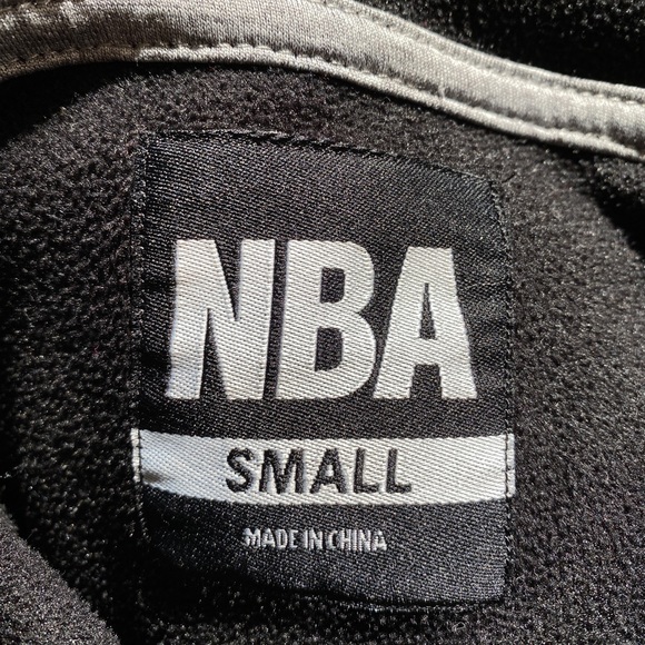 NBA BLACK Men’s Fleece hoodie drawstrings graphic prints ribbed cuff size S - Picture 4 of 8